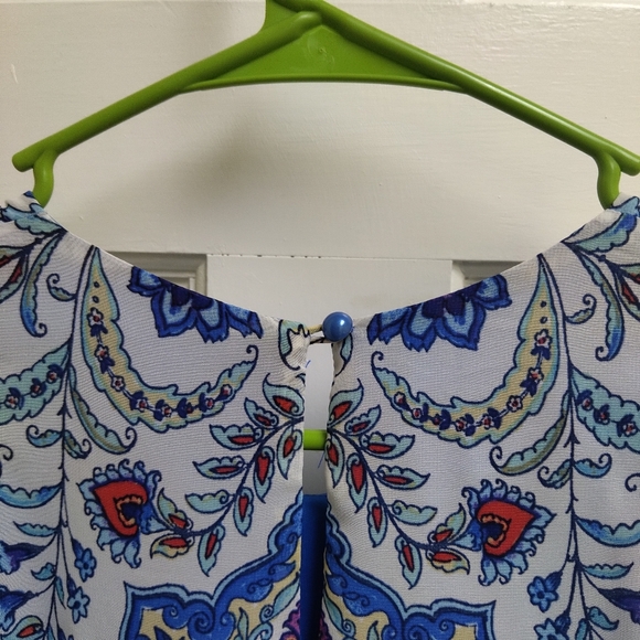 Ladies Sleeveless Dress - Picture 3 of 9